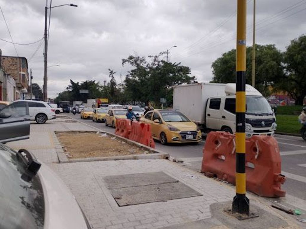 Casa de 9 alcobas en venta en San Francisco, Bogotá, 450 m² · foto 6 de 20