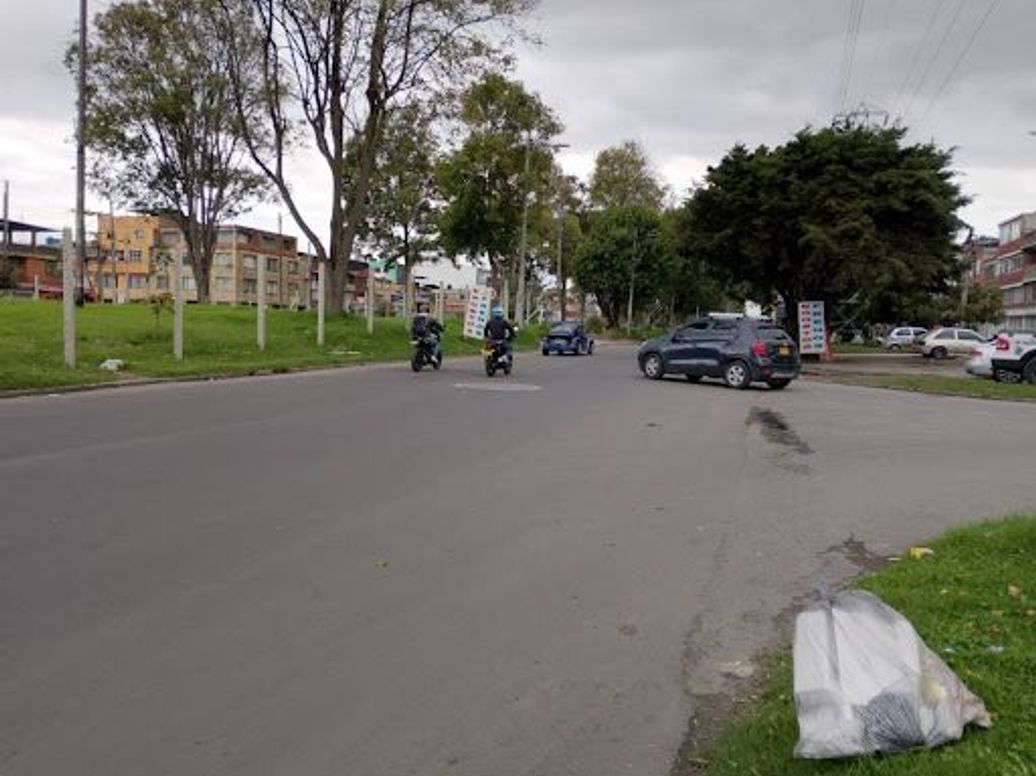 Casa de 9 alcobas en venta en San Francisco, Bogotá, 450 m² · foto 4 de 20