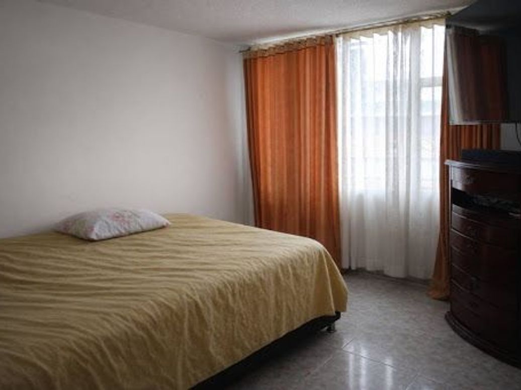 Casa de 9 alcobas en venta en San Francisco, Bogotá, 450 m² · foto 19 de 20