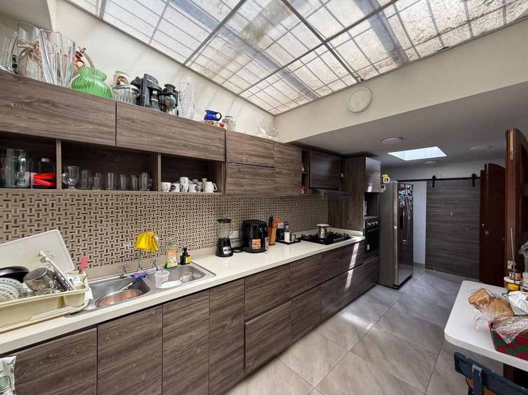 Casa de 5 alcobas en venta en Mónaco, Bogotá, 218 m² · foto 4 de 14
