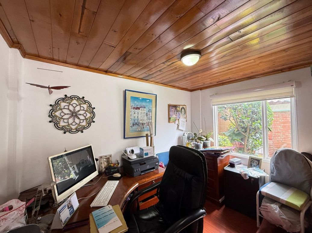 Casa de 4 alcobas en venta en La Esmeralda, Bogotá, 200 m² · foto 13 de 20
