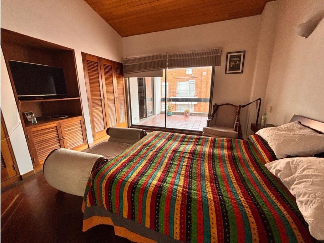 Apartamento de 4 alcobas en venta en Chicó Navarra, Bogotá, 362 m² · foto 6 de 17