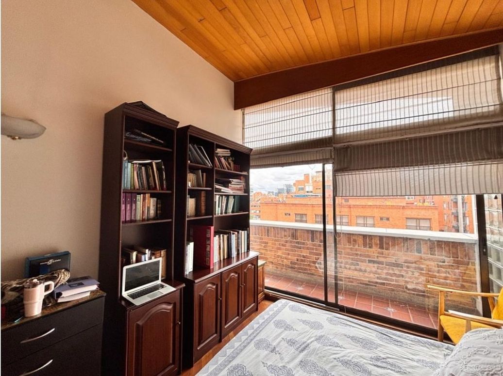 Apartamento de 4 alcobas en venta en Chicó Navarra, Bogotá, 362 m² · foto 10 de 17