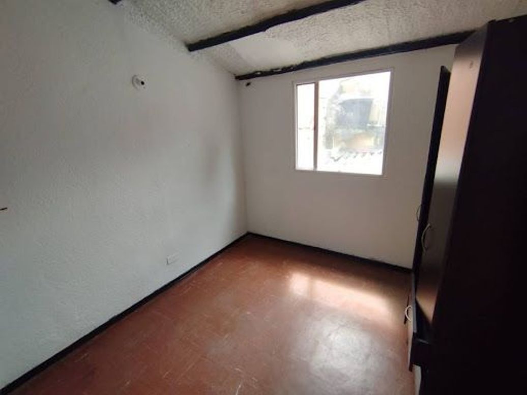 Casa de 5 alcobas en venta en Villas De Granada, Bogotá, 162 m² · foto 13 de 20
