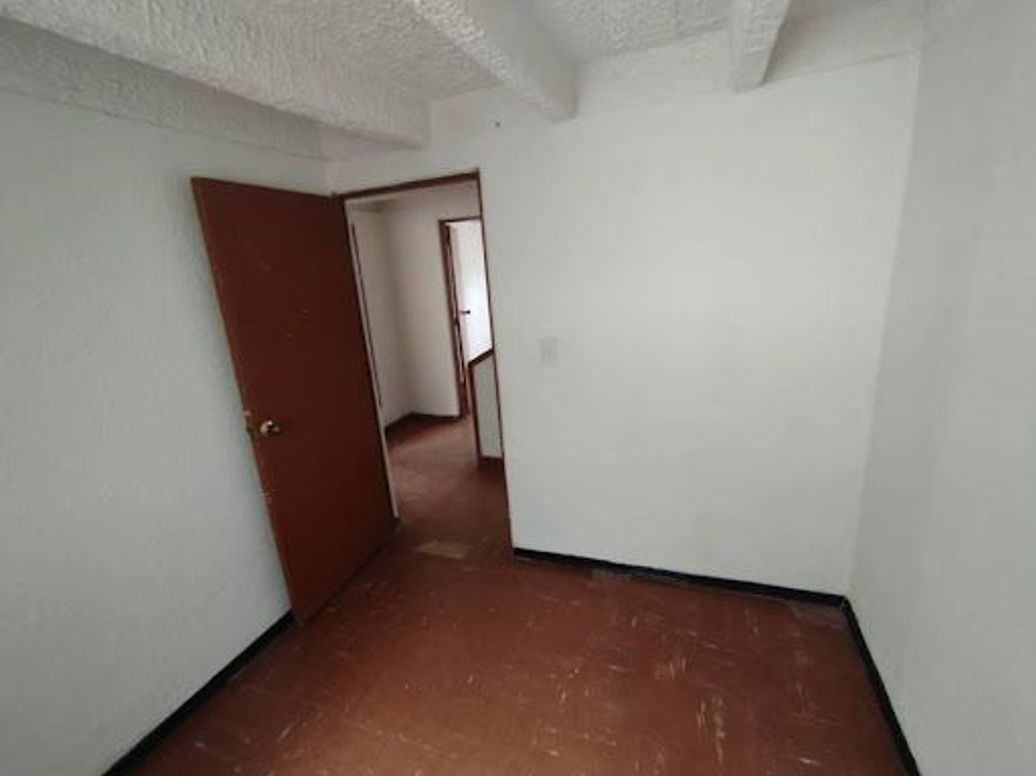 Casa de 5 alcobas en venta en Villas De Granada, Bogotá, 162 m² · foto 11 de 20