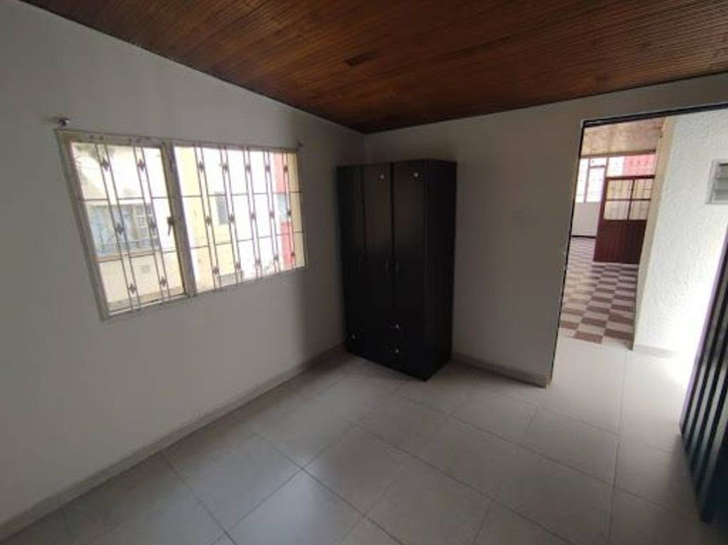 Casa de 5 alcobas en venta en Villas De Granada, Bogotá, 162 m² · foto 7 de 20