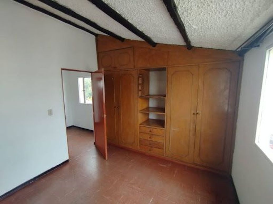 Casa de 5 alcobas en venta en Villas De Granada, Bogotá, 162 m² · foto 16 de 20
