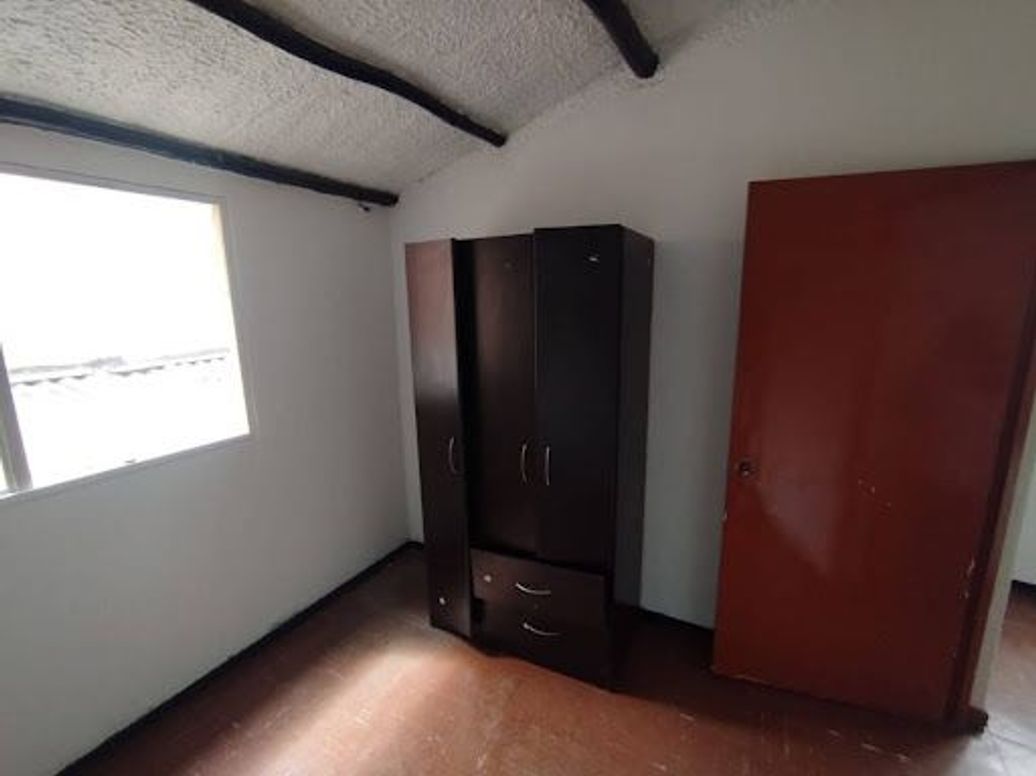 Casa de 5 alcobas en venta en Villas De Granada, Bogotá, 162 m² · foto 12 de 20