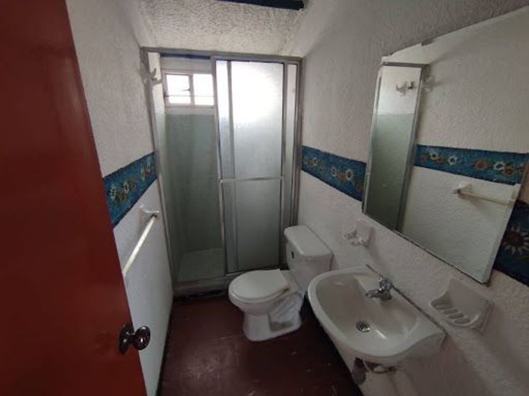 Casa de 5 alcobas en venta en Villas De Granada, Bogotá, 162 m² · foto 14 de 20