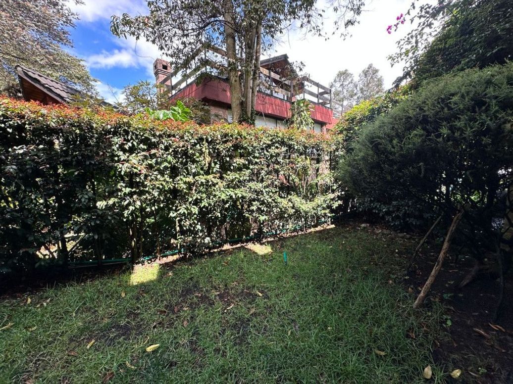 Casa de 4 alcobas en venta en Niza Suba, Bogotá, 267 m² · foto 18 de 20