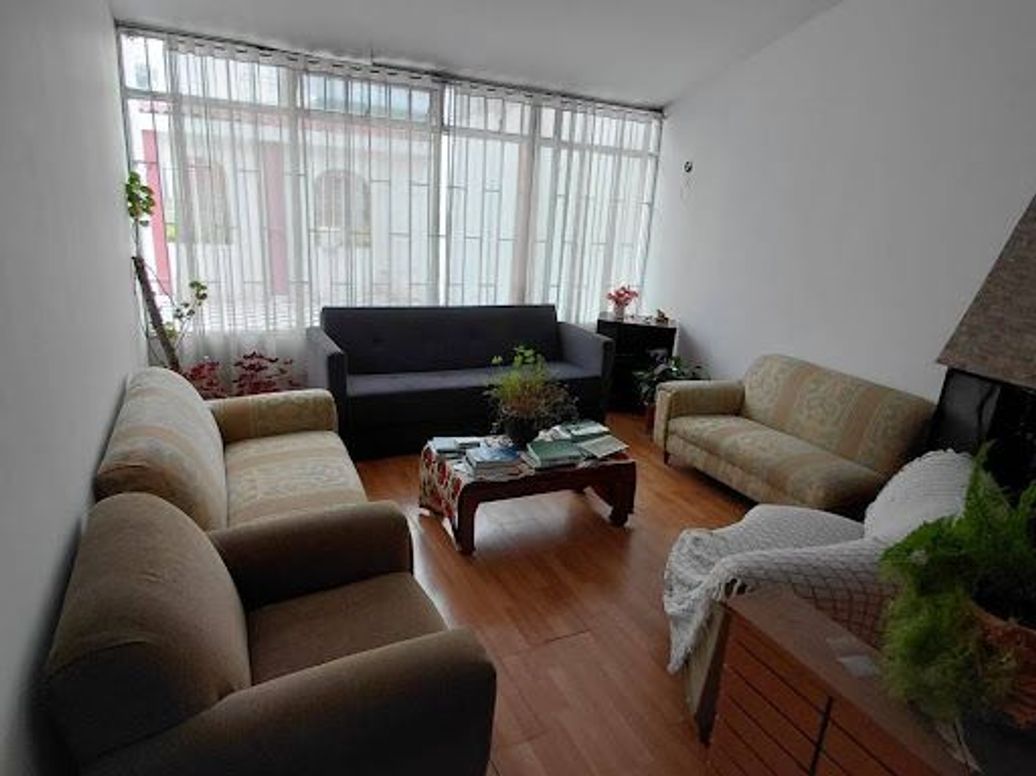 Casa de 4 alcobas en venta en Modelia, Bogotá, 206 m² · foto 3 de 19