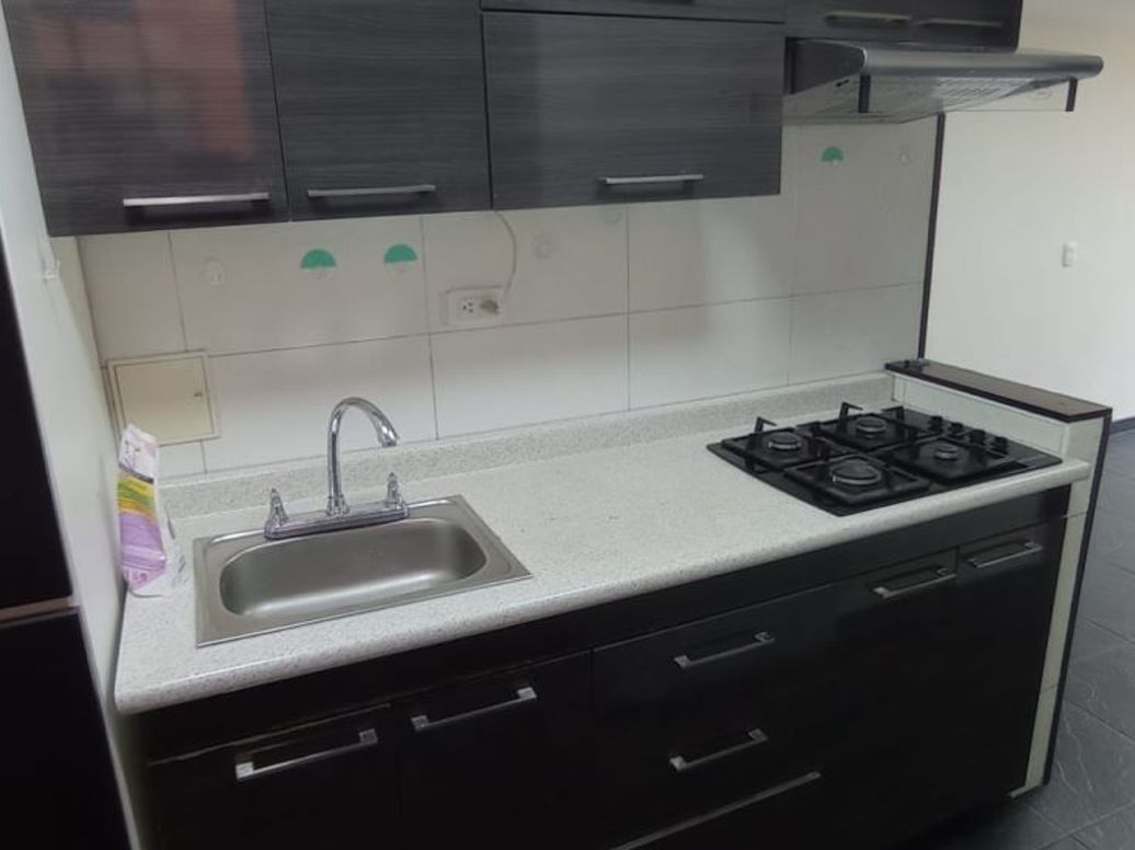 Apartamento de 2 alcobas en arriendo en Villa Alsacia, Bogotá, 37 m² · foto 9 de 14