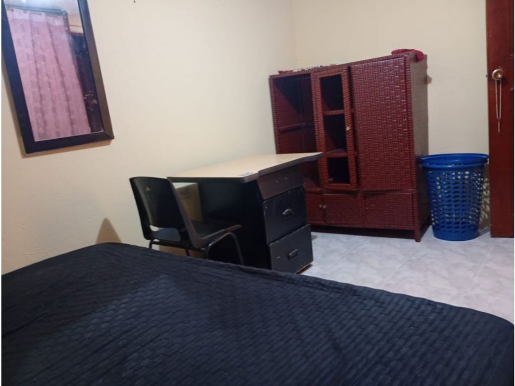Casa de 8 alcobas en venta en Cundinamarca, Bogotá, 264 m² · foto 8 de 9