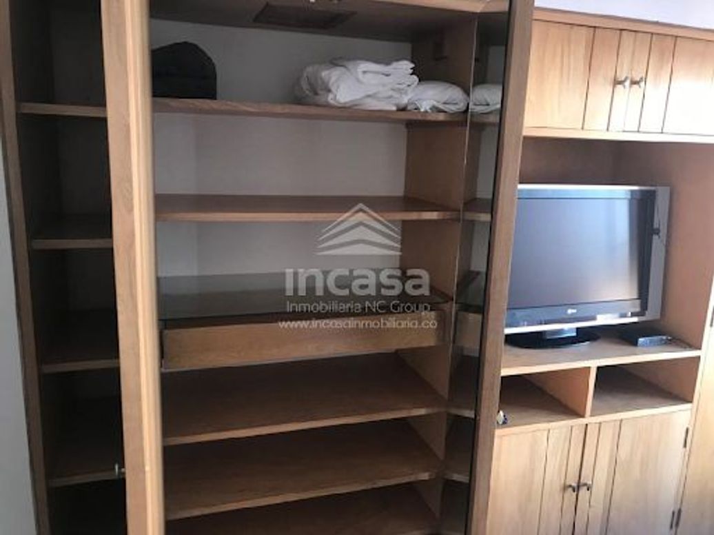 Apartaestudio en venta en Chicó Norte, Bogotá, 48 m² · foto 3 de 11