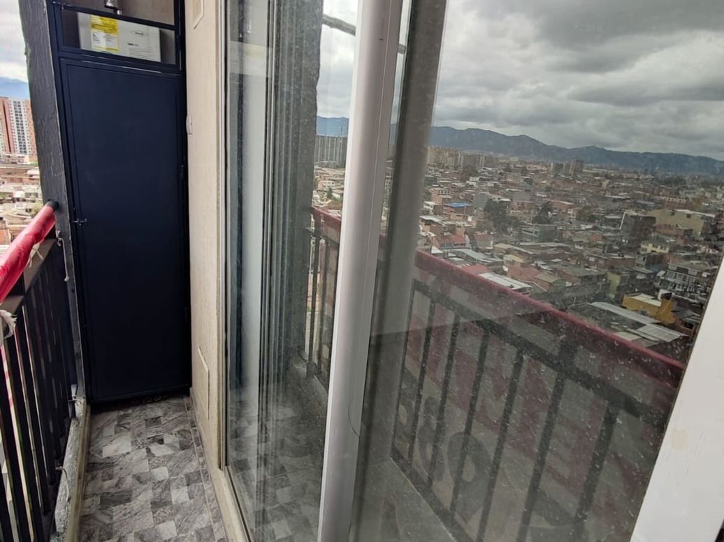 Apartamento de 2 alcobas en venta en Fontibón Centro, Bogotá, 38 m² · foto 9 de 14