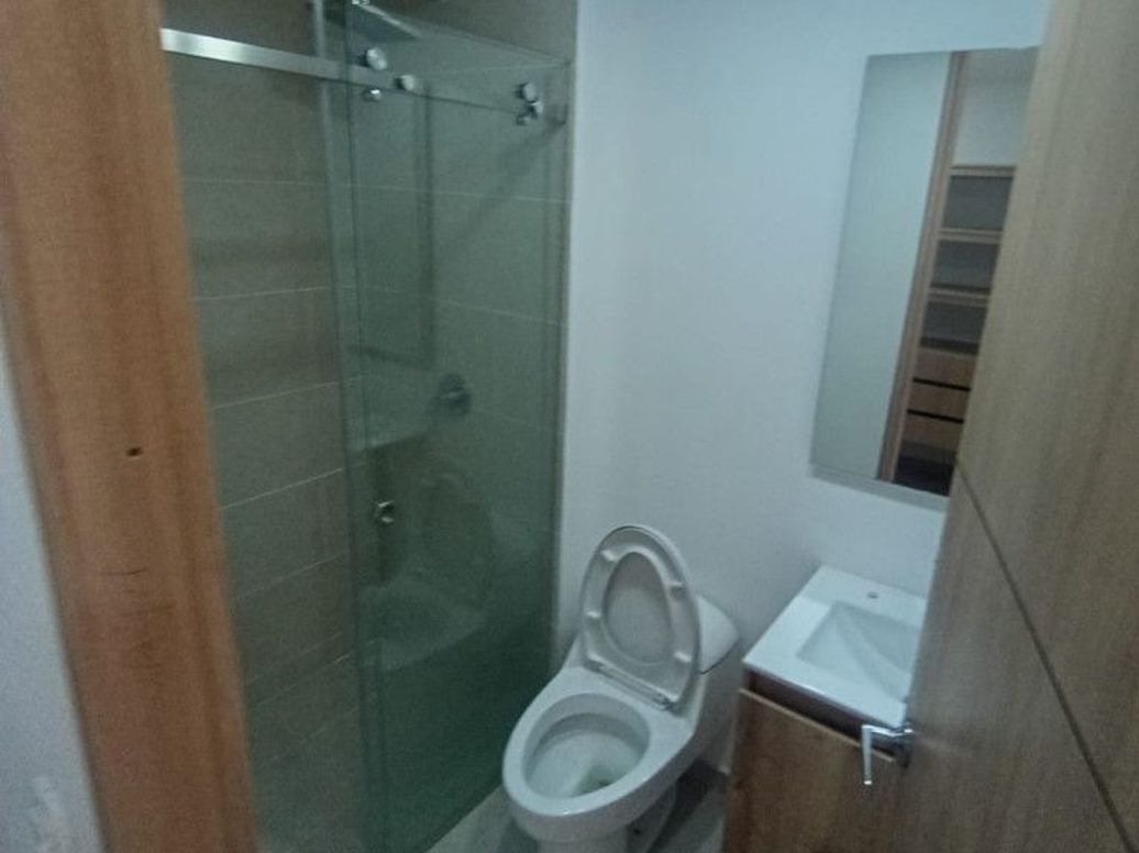 Apartamento de 2 alcobas en venta en Nuevo Contry, Bogotá, 74 m² · foto 6 de 11