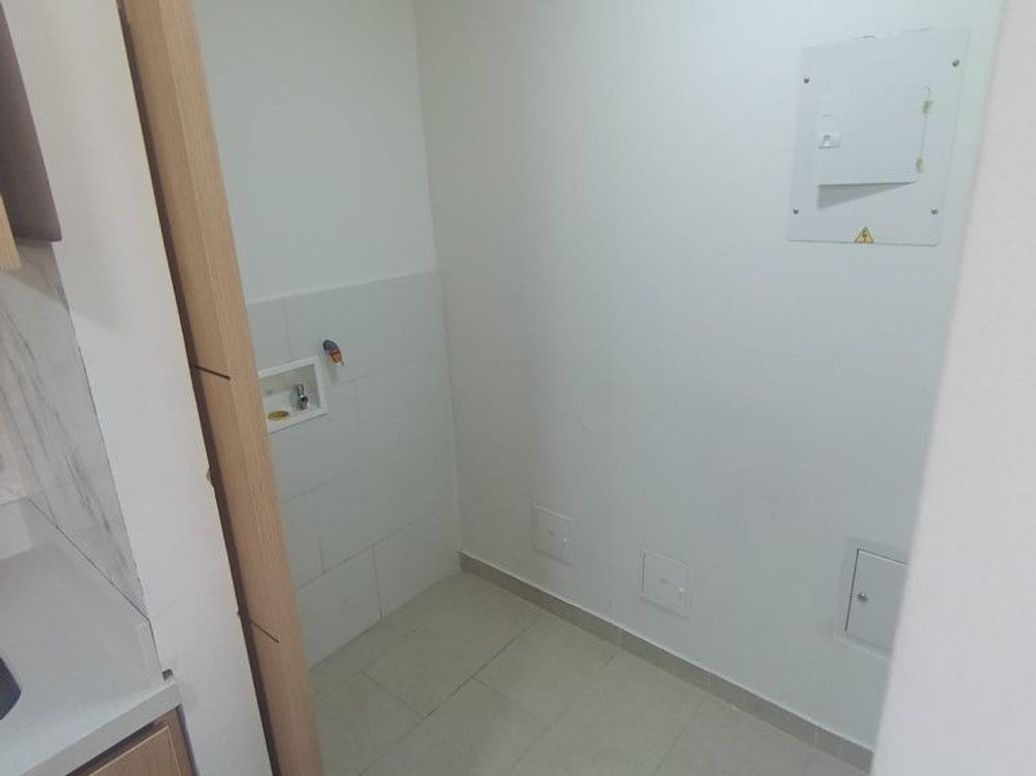 Apartamento de 2 alcobas en venta en Nuevo Contry, Bogotá, 74 m² · foto 7 de 11