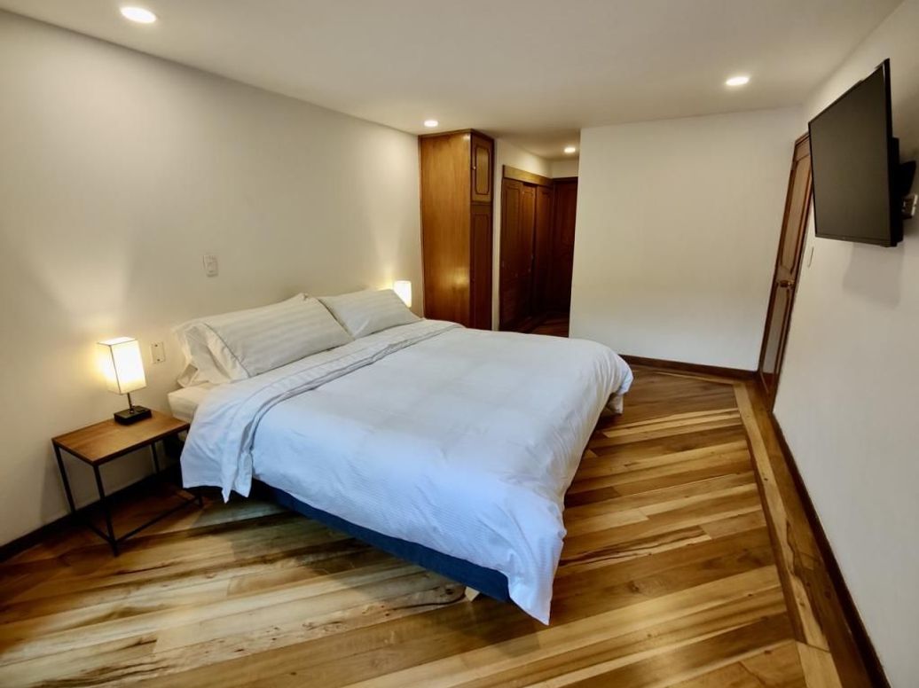 Apartamento de 2 alcobas en venta en Chicó Norte, Bogotá, 78 m² · foto 11 de 15