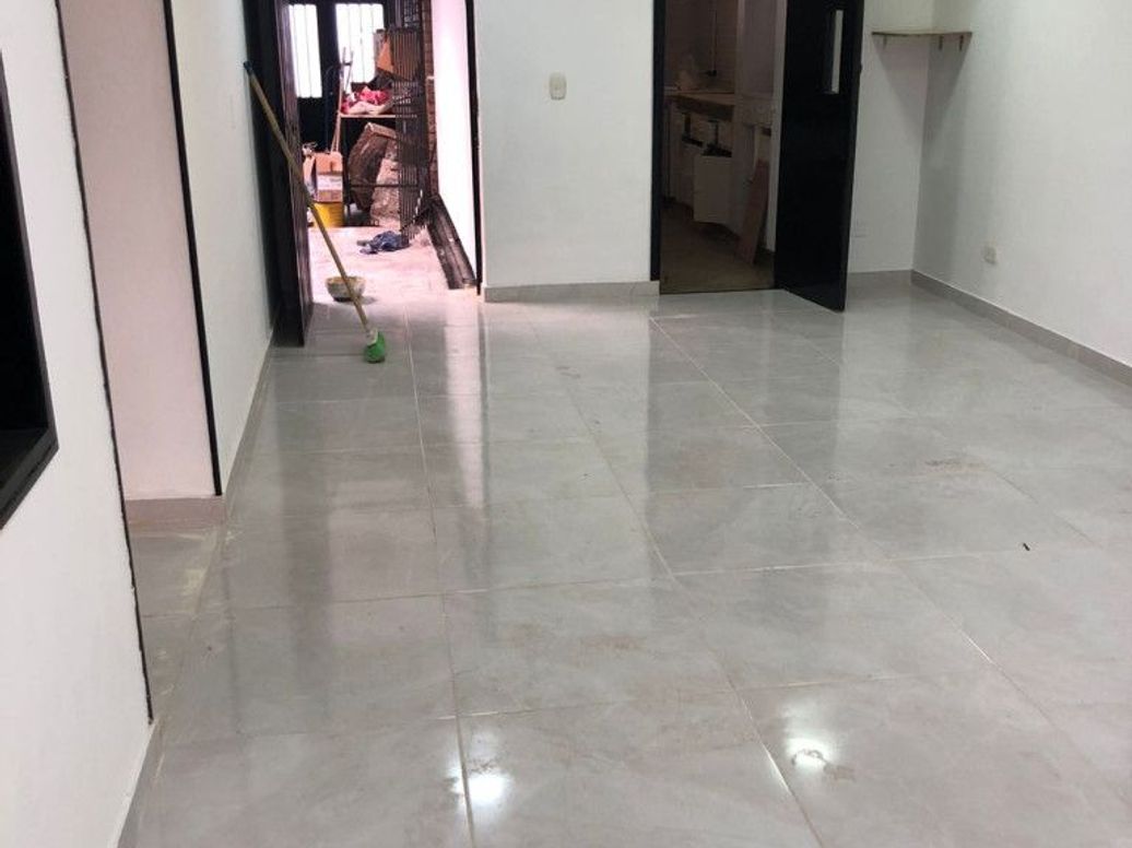 Apartamento de 5 alcobas en venta en San Antonio De Padua, Bogotá, 199 m² · foto 8 de 14