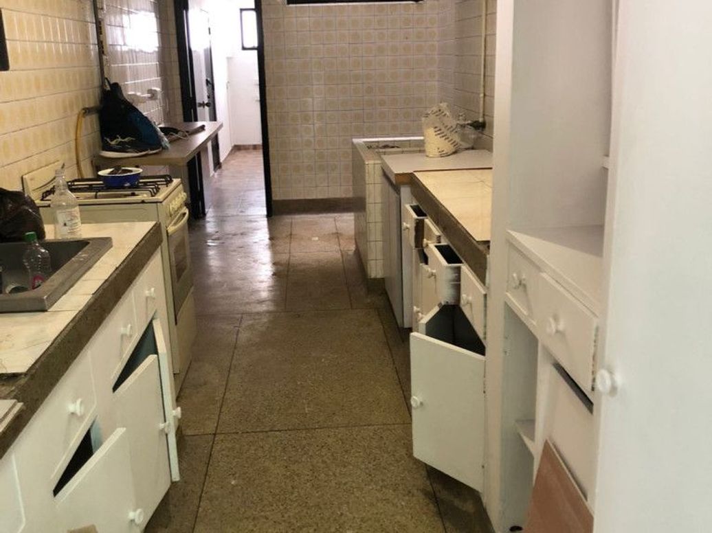 Apartamento de 5 alcobas en venta en San Antonio De Padua, Bogotá, 199 m² · foto 5 de 14
