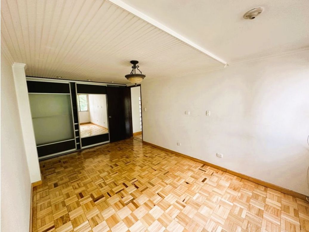 Apartamento de 3 alcobas en venta en Nicolas De Federman, Bogotá, 138 m² · foto 4 de 17