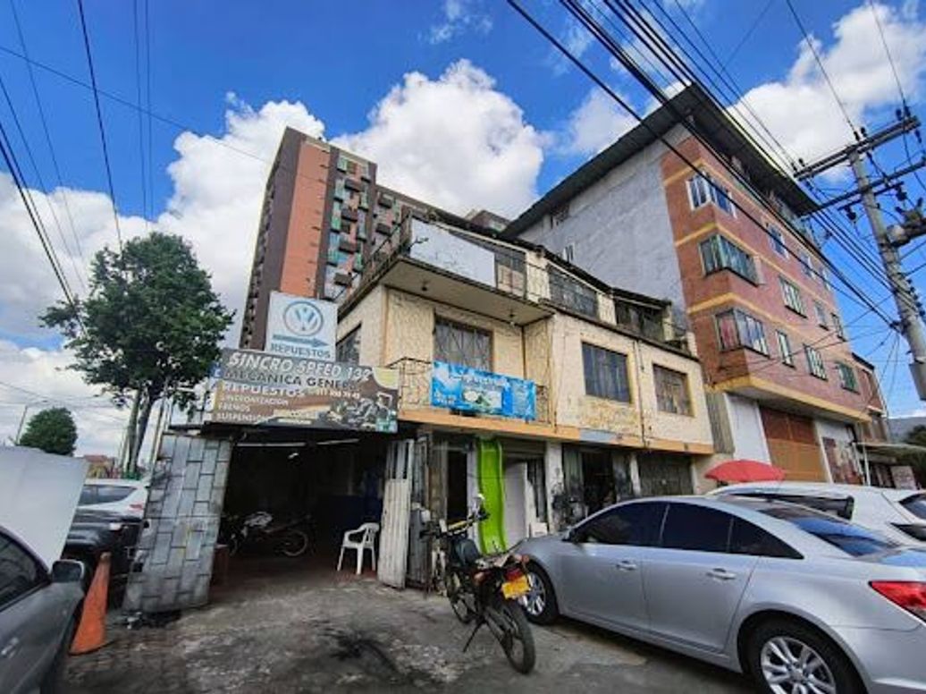 Casa de 7 alcobas en venta en Prado Veraniego, Bogotá, 418 m² · foto 4 de 15