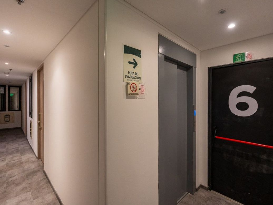 Apartaestudio en venta en Chico Norte Et. Iii, Bogotá, 18 m² · foto 2 de 20