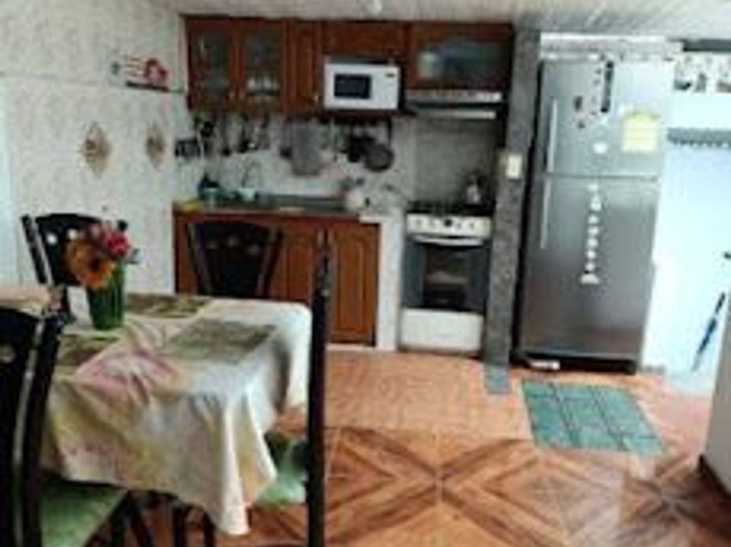 Casa de 6 alcobas en venta en Fontibón Centro, Bogotá, 223 m² · foto 9 de 20