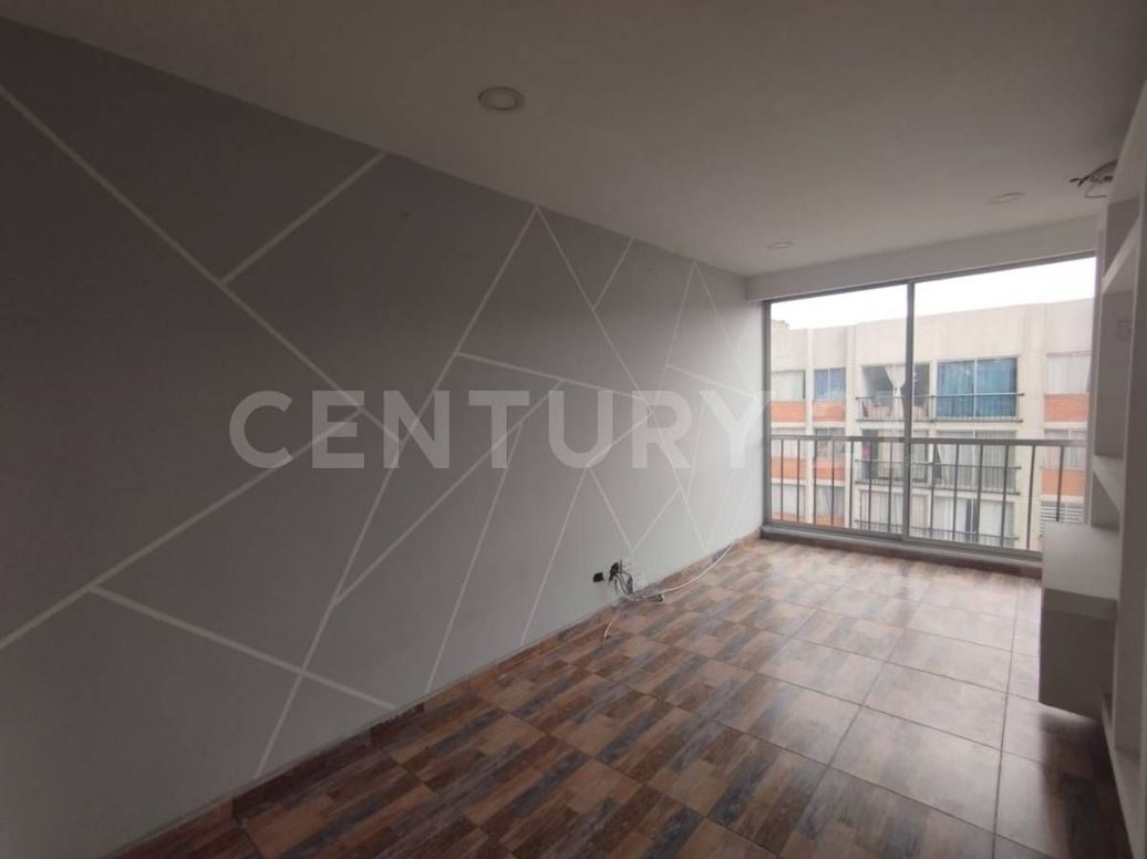 Apartamento de 3 alcobas en venta en Buenos Aires, Bogotá, 48 m² · foto 3 de 11