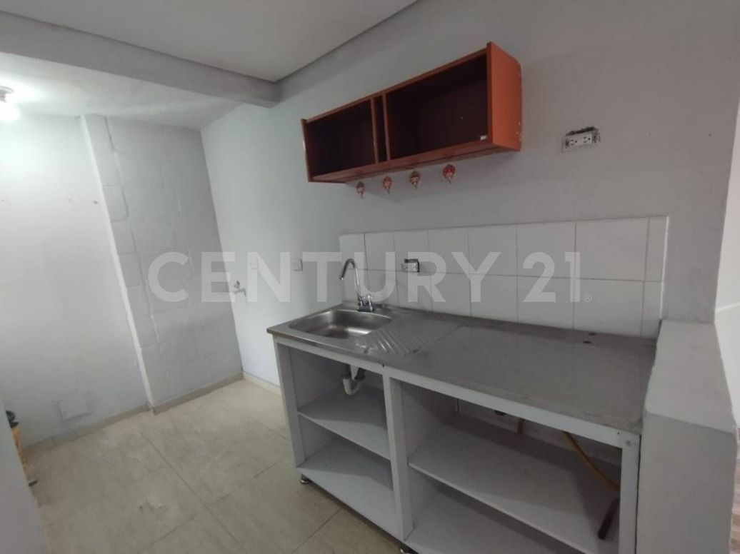Apartamento de 3 alcobas en venta en Buenos Aires, Bogotá, 48 m² · foto 4 de 11