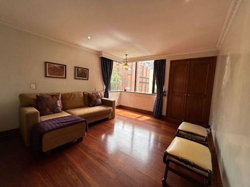 Apartamento de 3 alcobas en venta en El Nogal, Bogotá, 247 m² · foto 10 de 20