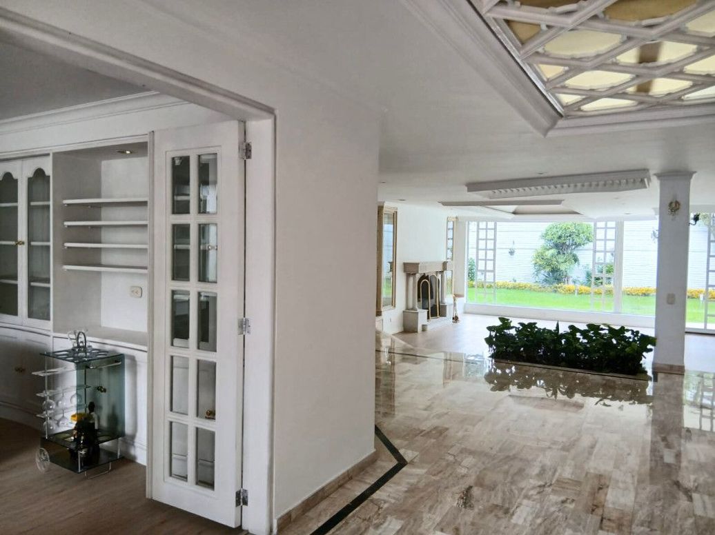 Casa de 4 alcobas en venta en Santa Ana Oriental, Bogotá, 381 m² · foto 5 de 19