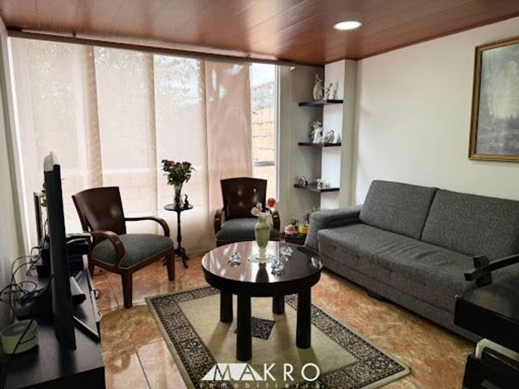 Apartamento de 3 alcobas en venta en San José De Spring, Bogotá, 61 m² · foto 2 de 19