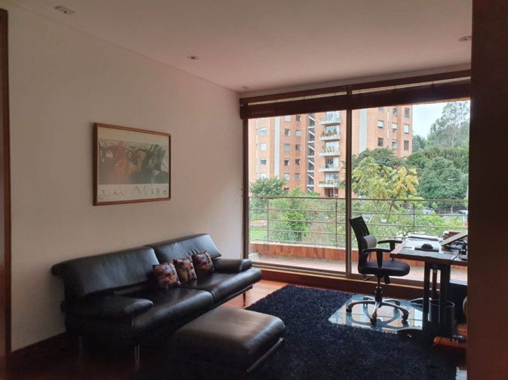 Apartamento de 3 alcobas en arriendo en Atenas, Bogotá, 284 m² · foto 17 de 19
