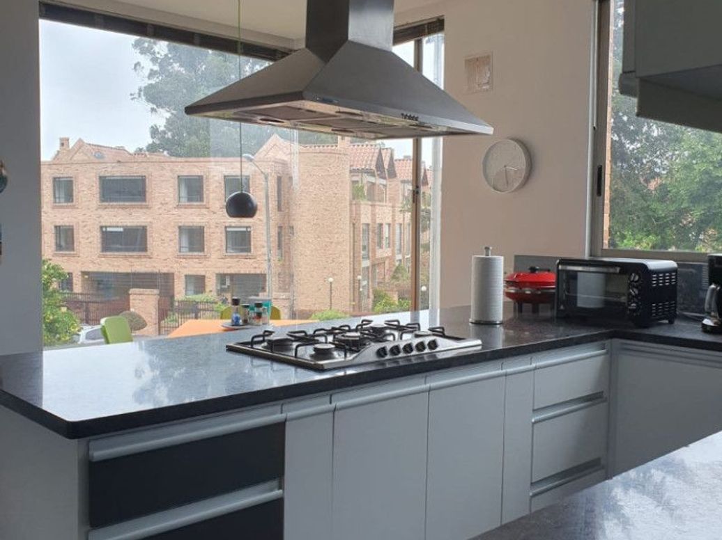 Apartamento de 3 alcobas en arriendo en Atenas, Bogotá, 284 m² · foto 7 de 19