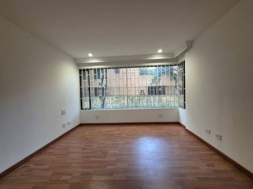 Apartamento de 3 alcobas en venta en Chicó Norte, Bogotá, 186 m² · foto 3 de 17