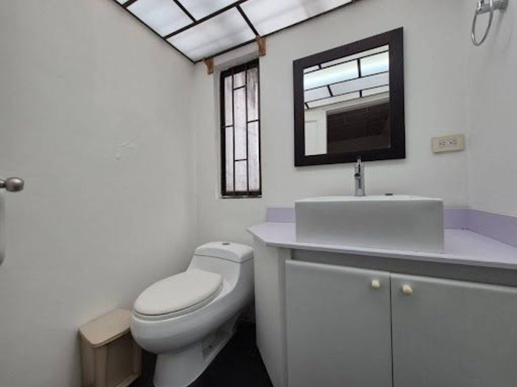 Apartamento de 3 alcobas en venta en Chicó Norte, Bogotá, 186 m² · foto 8 de 17