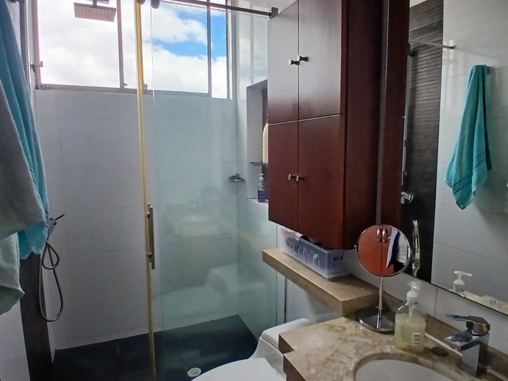 Apartamento de 3 alcobas en venta en Santa Bibiana, Bogotá, 270 m² · foto 19 de 20