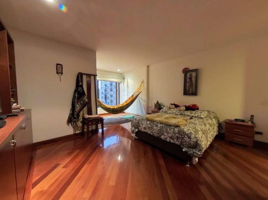 Apartamento de 3 alcobas en venta en Plenitud, Bogotá, 260 m² · foto 18 de 20