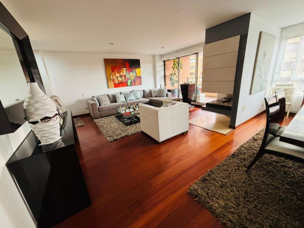 Apartamento en arriendo en Los Alpes, Bogotá · foto 3 de 20