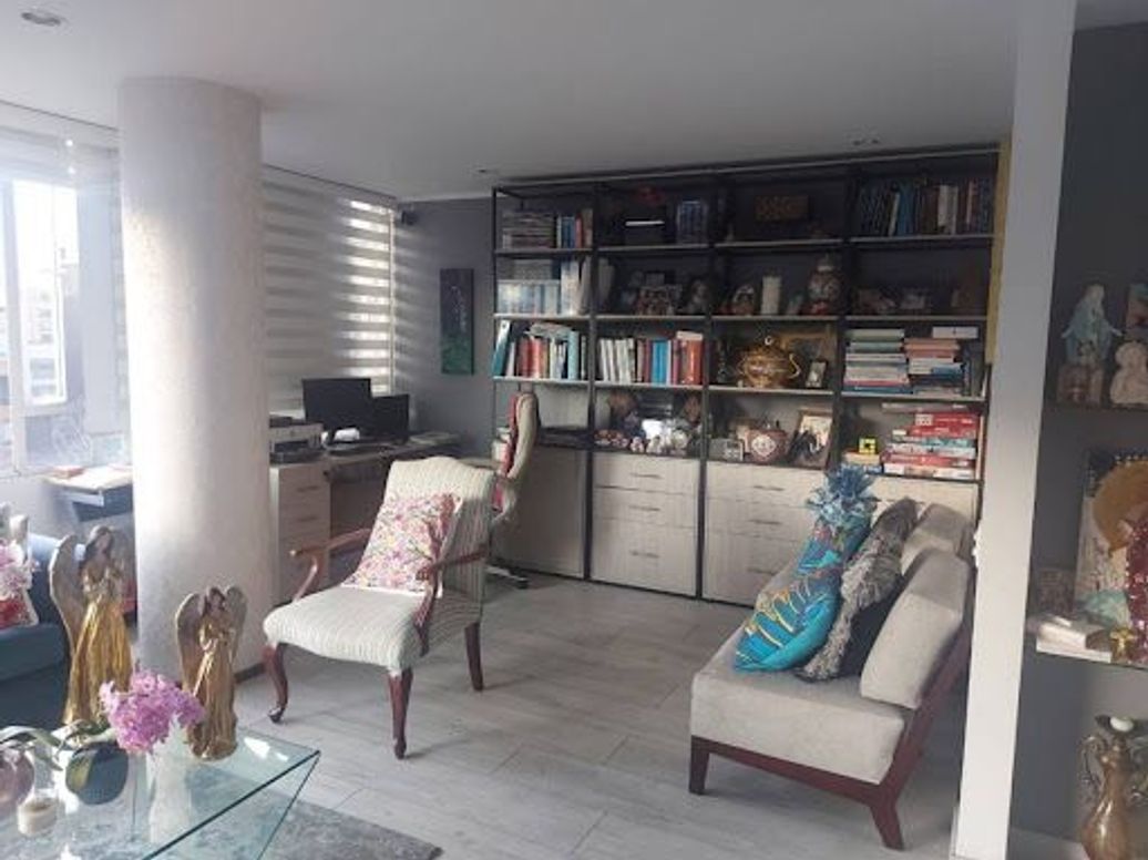 Apartamento de 3 alcobas en venta en Santa Barbara Central, Bogotá, 146 m² · foto 5 de 20