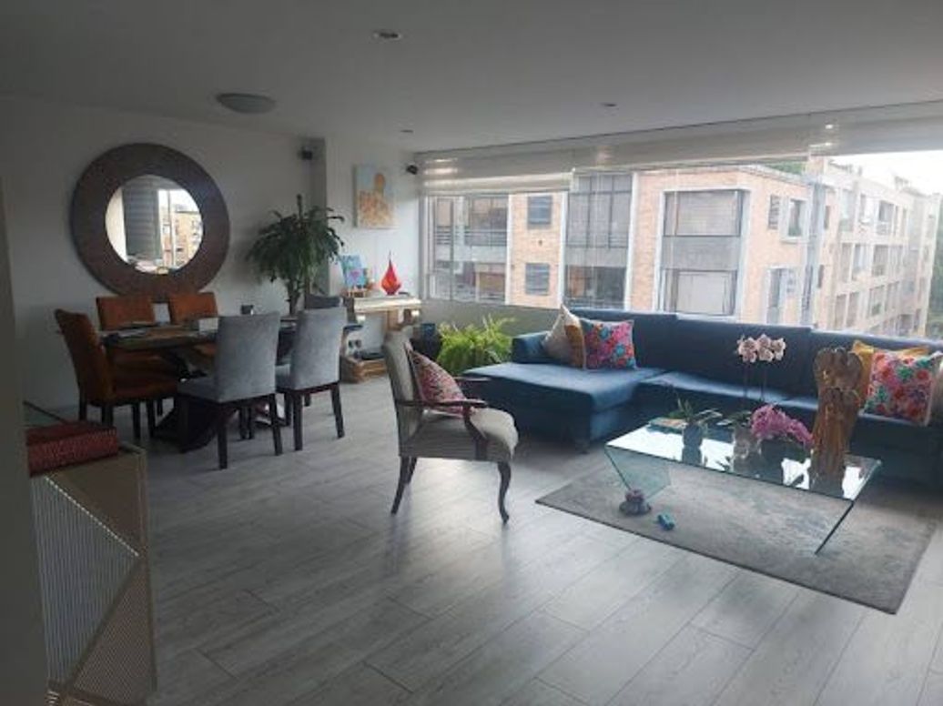 Apartamento de 3 alcobas en venta en Santa Barbara Central, Bogotá, 146 m² · foto 6 de 20