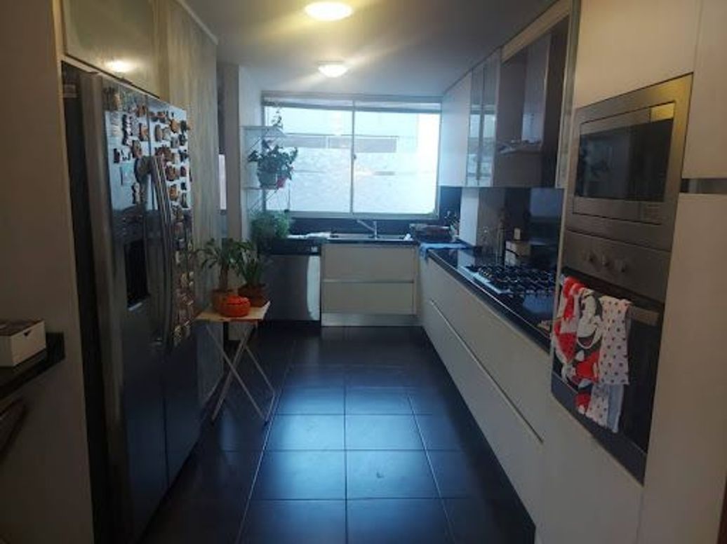 Apartamento de 3 alcobas en venta en Santa Barbara Central, Bogotá, 146 m² · foto 9 de 20