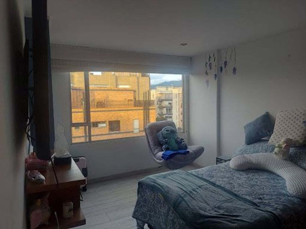 Apartamento de 3 alcobas en venta en Santa Barbara Central, Bogotá, 146 m² · foto 10 de 20