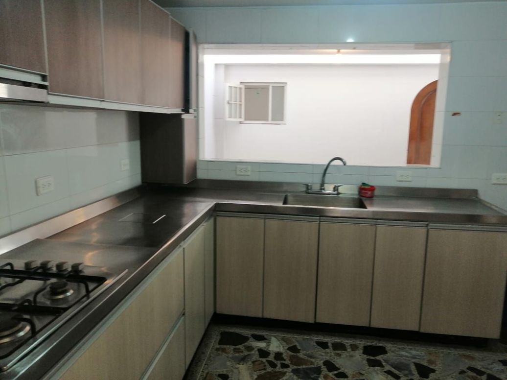 Apartamento de 3 alcobas en venta en Caobos Salazar, Bogotá, 110 m² · foto 2 de 20
