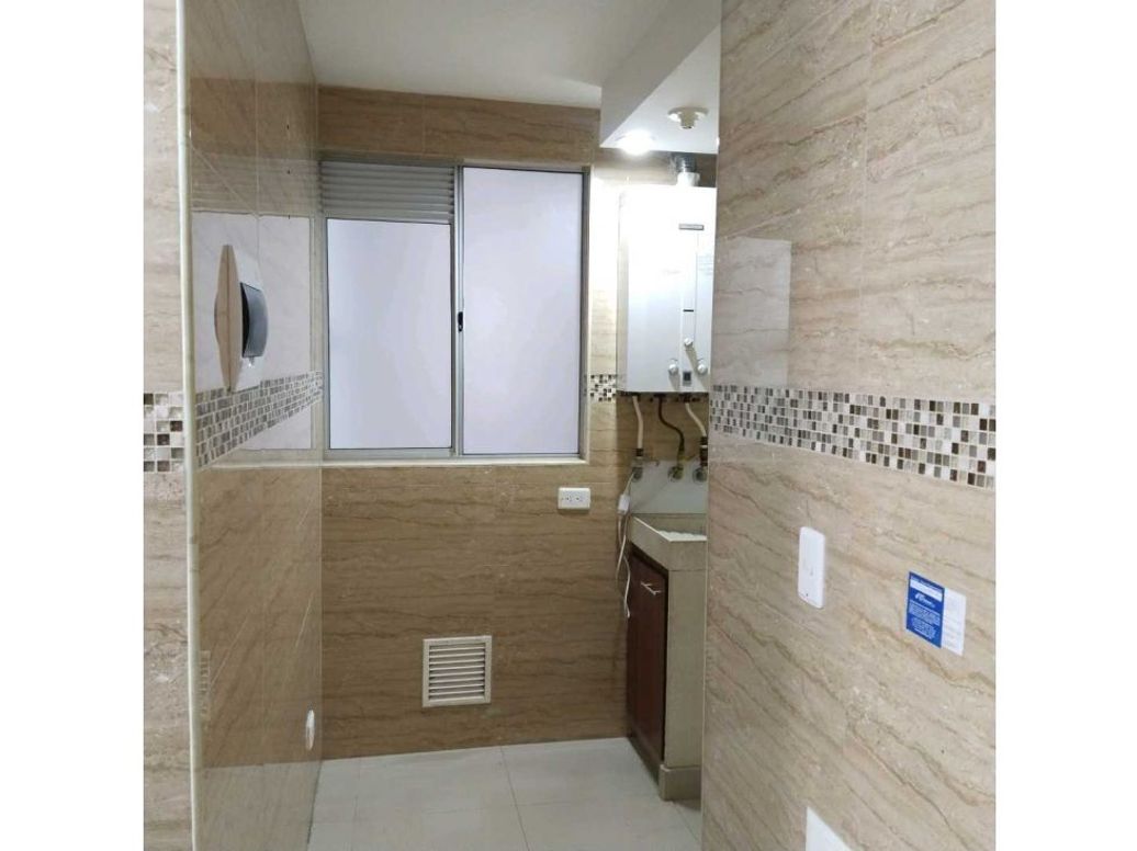 Apartamento de 4 alcobas en venta en El Dorado, Bogotá, 95 m² · foto 11 de 20