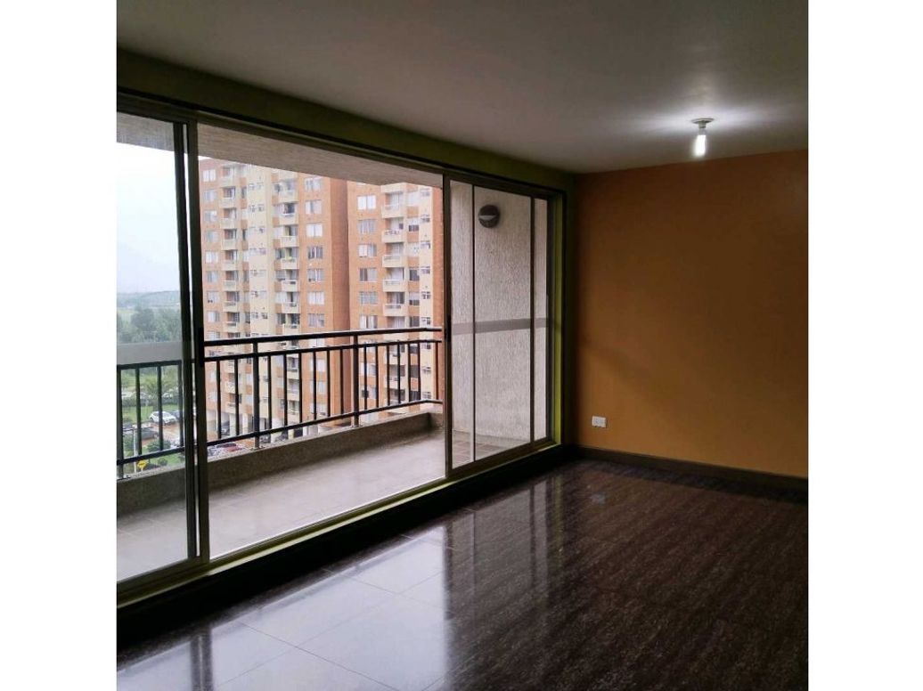 Apartamento de 4 alcobas en venta en El Dorado, Bogotá, 95 m² · foto 3 de 20