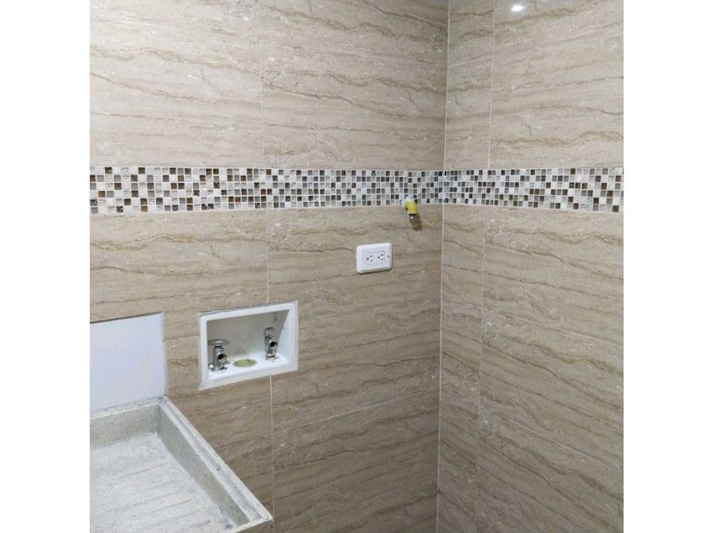Apartamento de 4 alcobas en venta en El Dorado, Bogotá, 95 m² · foto 10 de 20