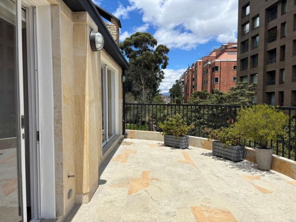 Apartamento de 2 alcobas en arriendo en Las Acacias, Bogotá, 220 m² · foto 3 de 20