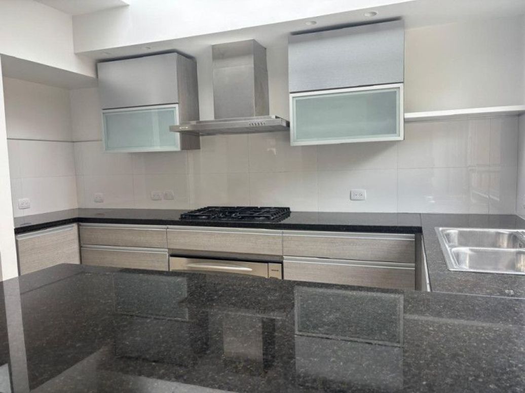 Apartamento de 2 alcobas en arriendo en Las Acacias, Bogotá, 220 m² · foto 6 de 20